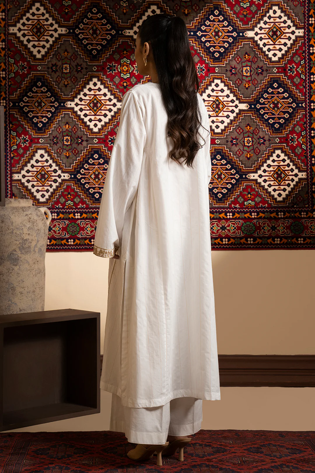 Embroidered Kurta - 2548 - Image 10