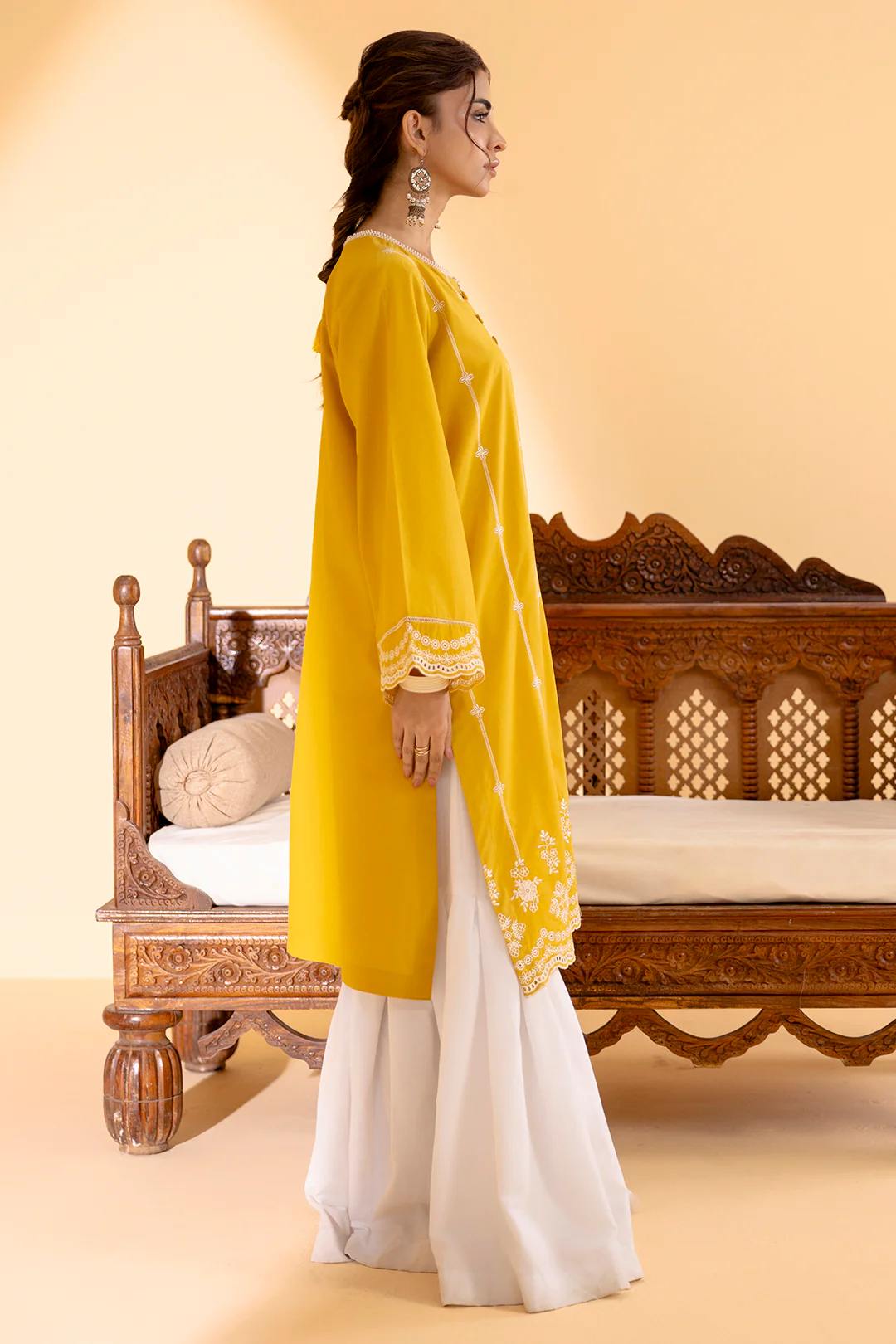 Embroidered Kurta - 2555 - Image 7