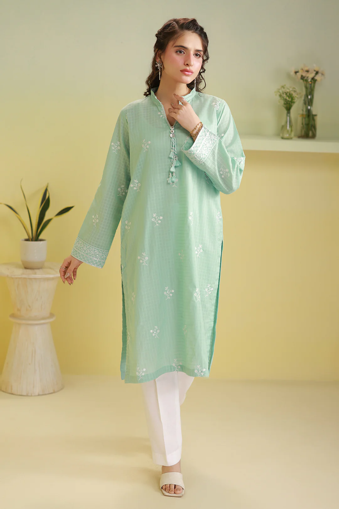 Embroidered Kurta - 2614 - Image 2