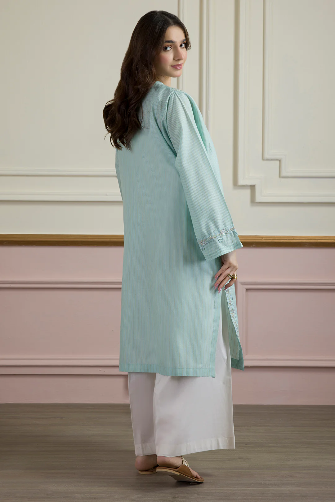 Embroidered Kurta - 2617 - Image 6