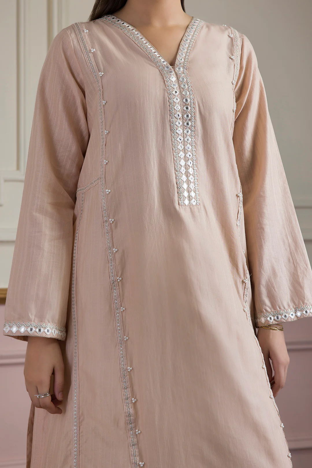 Embroidered Kurta - 2620 - Image 4
