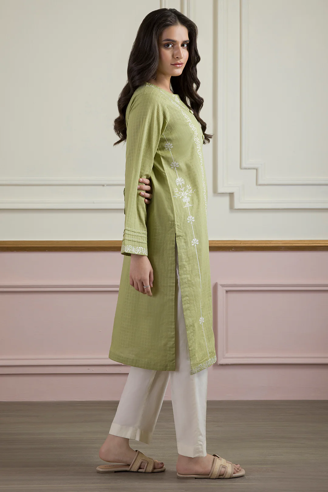 Embroidered Kurta - 2621 - Image 5