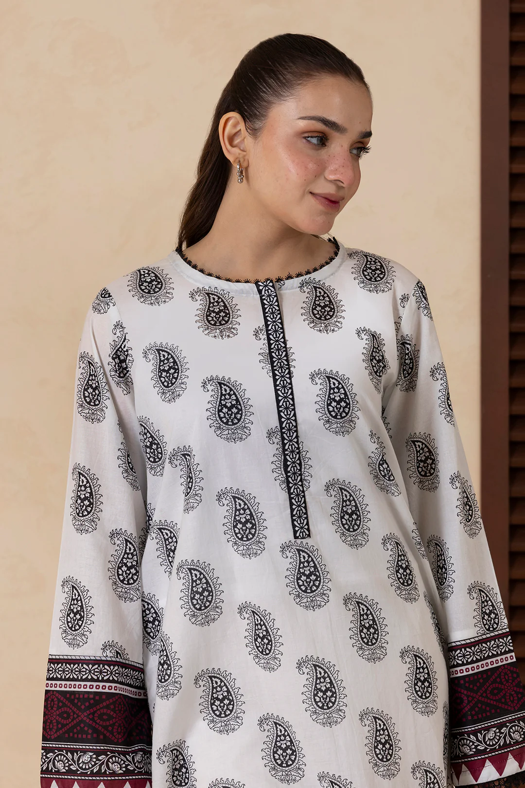 Kurta - 2000 - Image 3