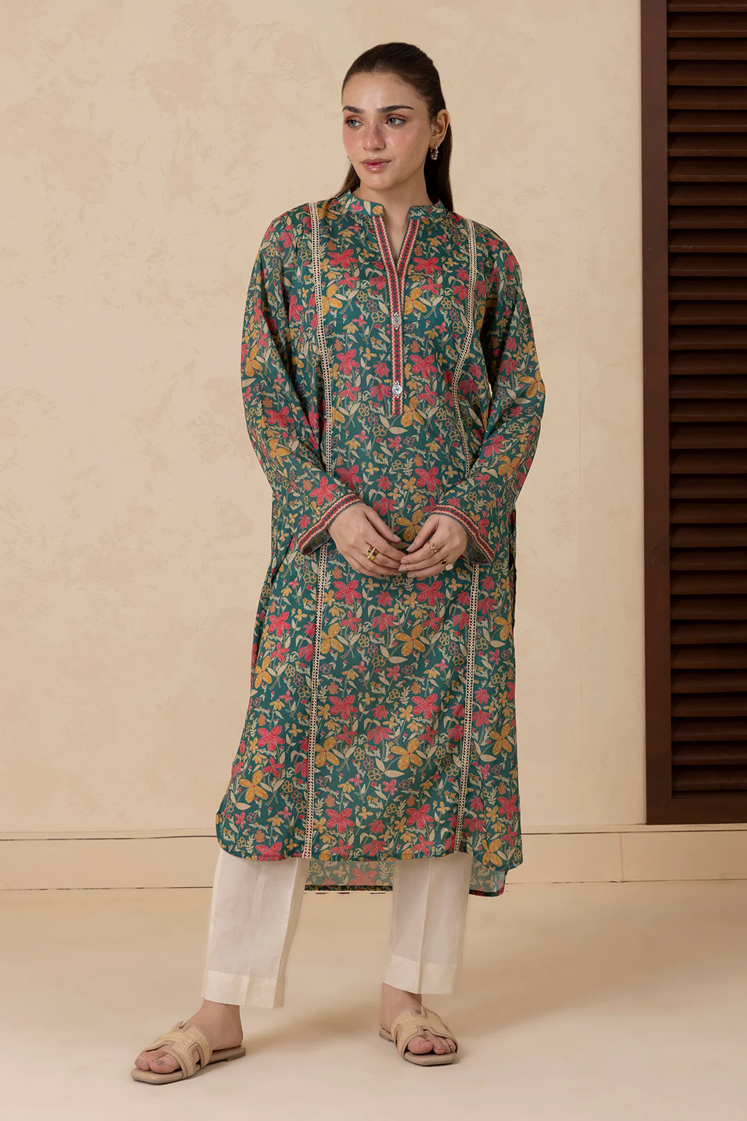 Kurta - 2004 - Image 4