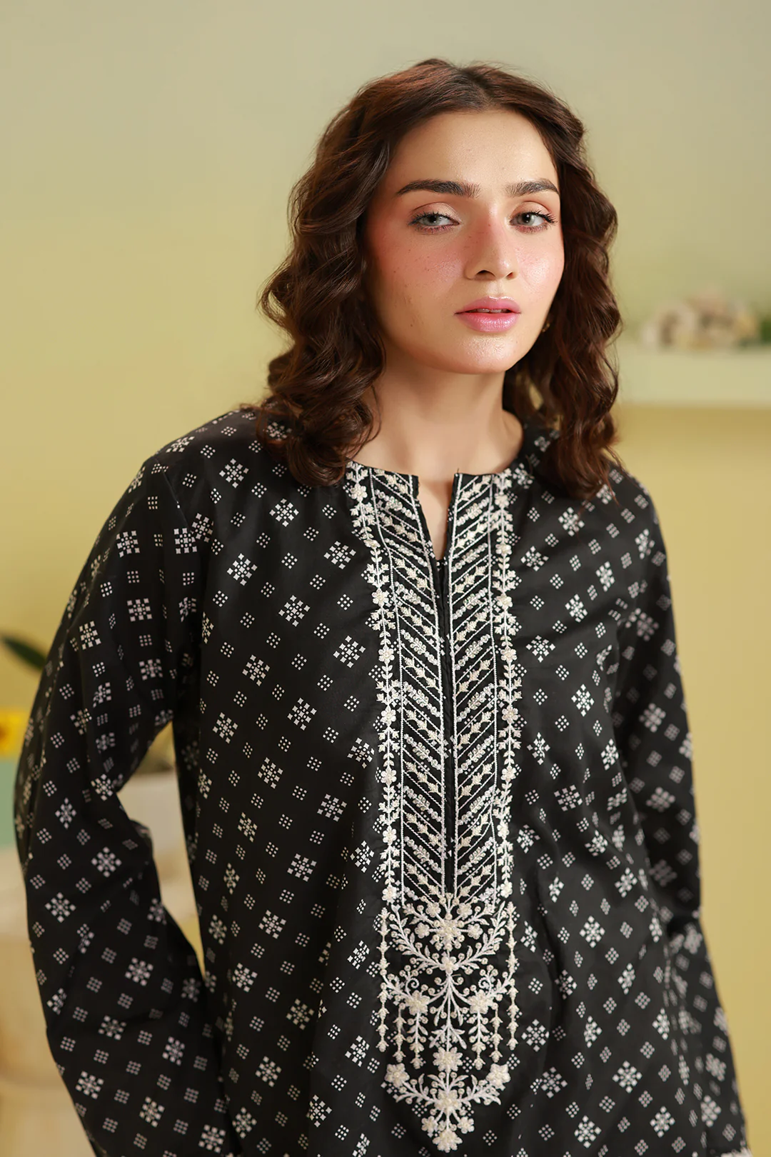 Embroidered Kurta - 2006 - Image 3
