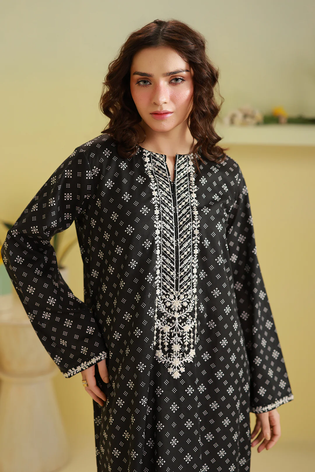 Embroidered Kurta - 2006 - Image 5