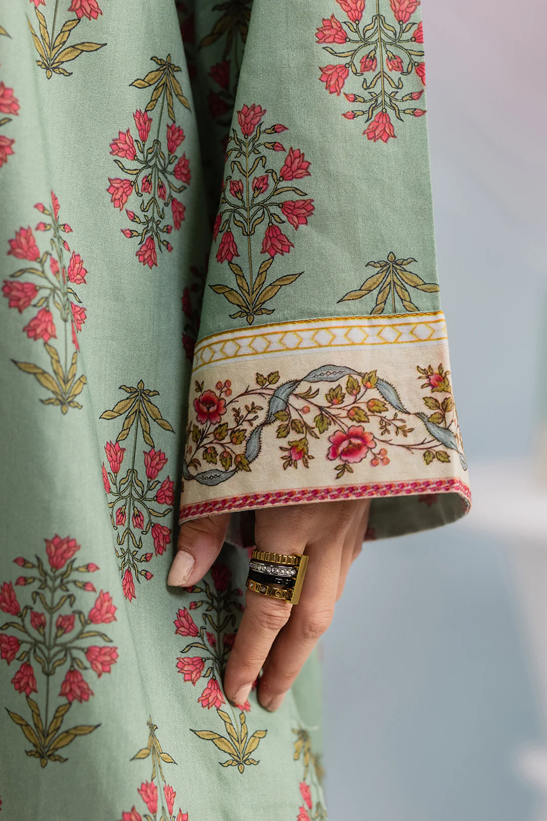 Embroidered Kurta - 2275 - Image 5