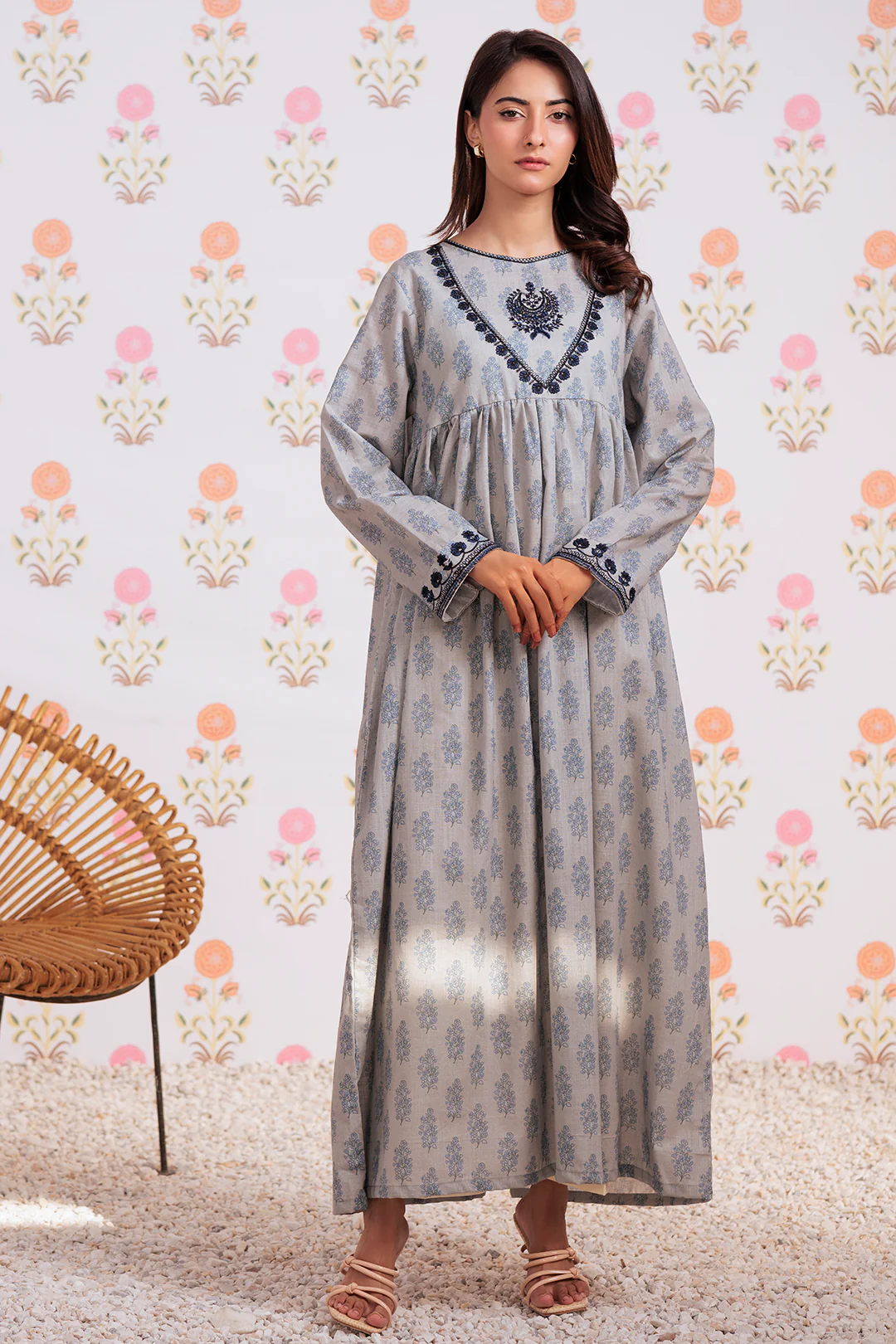 Embroidered Kurta - 2909 - Image 2