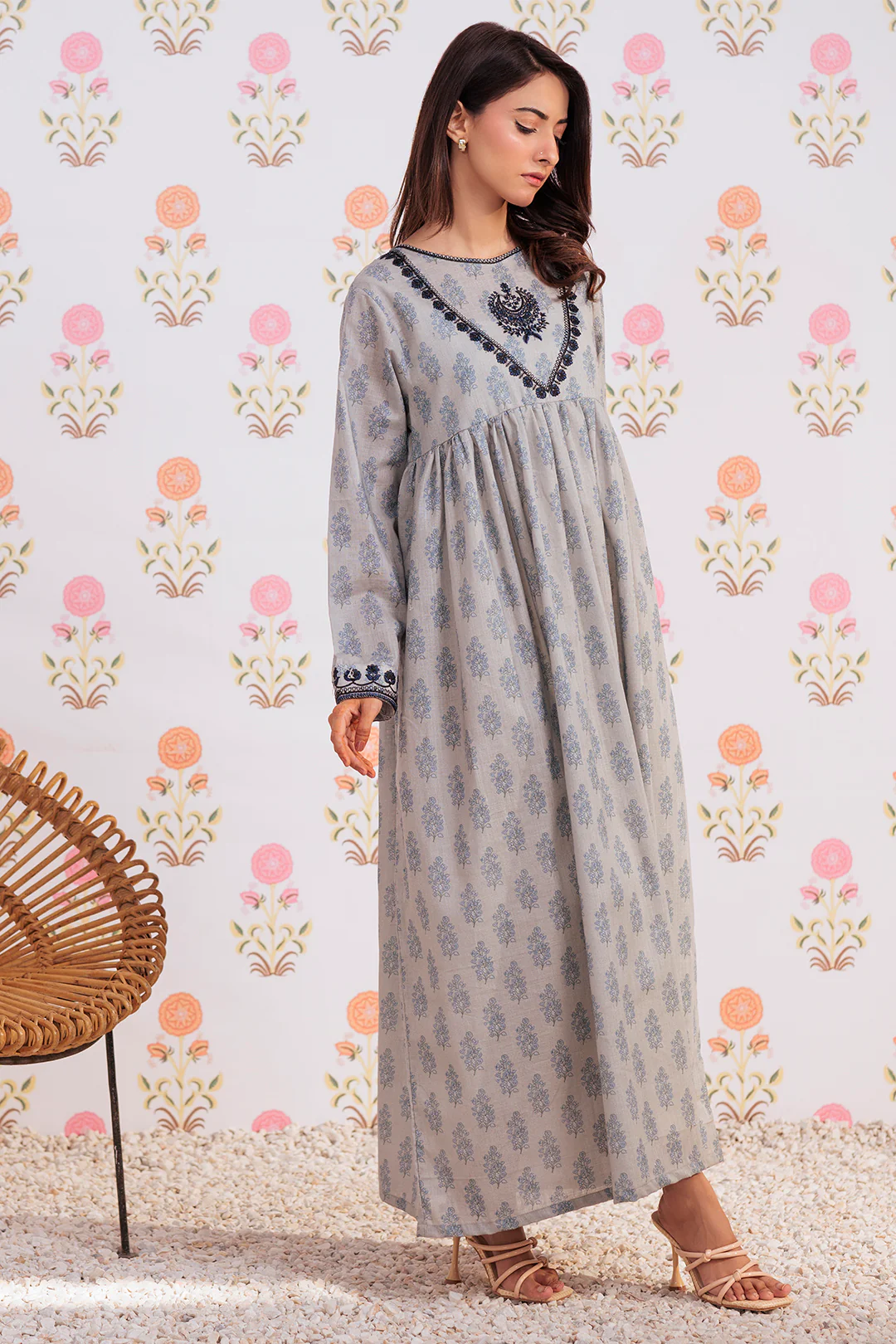 Embroidered Kurta - 2909 - Image 3