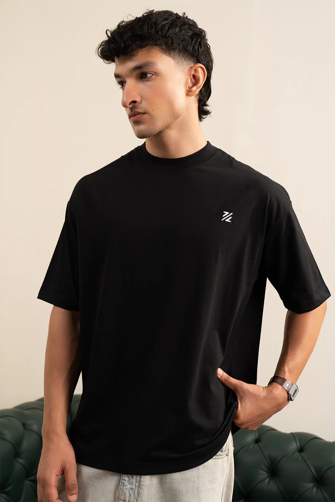 Oversized Graphic T-Shirt - D030 - Image 5