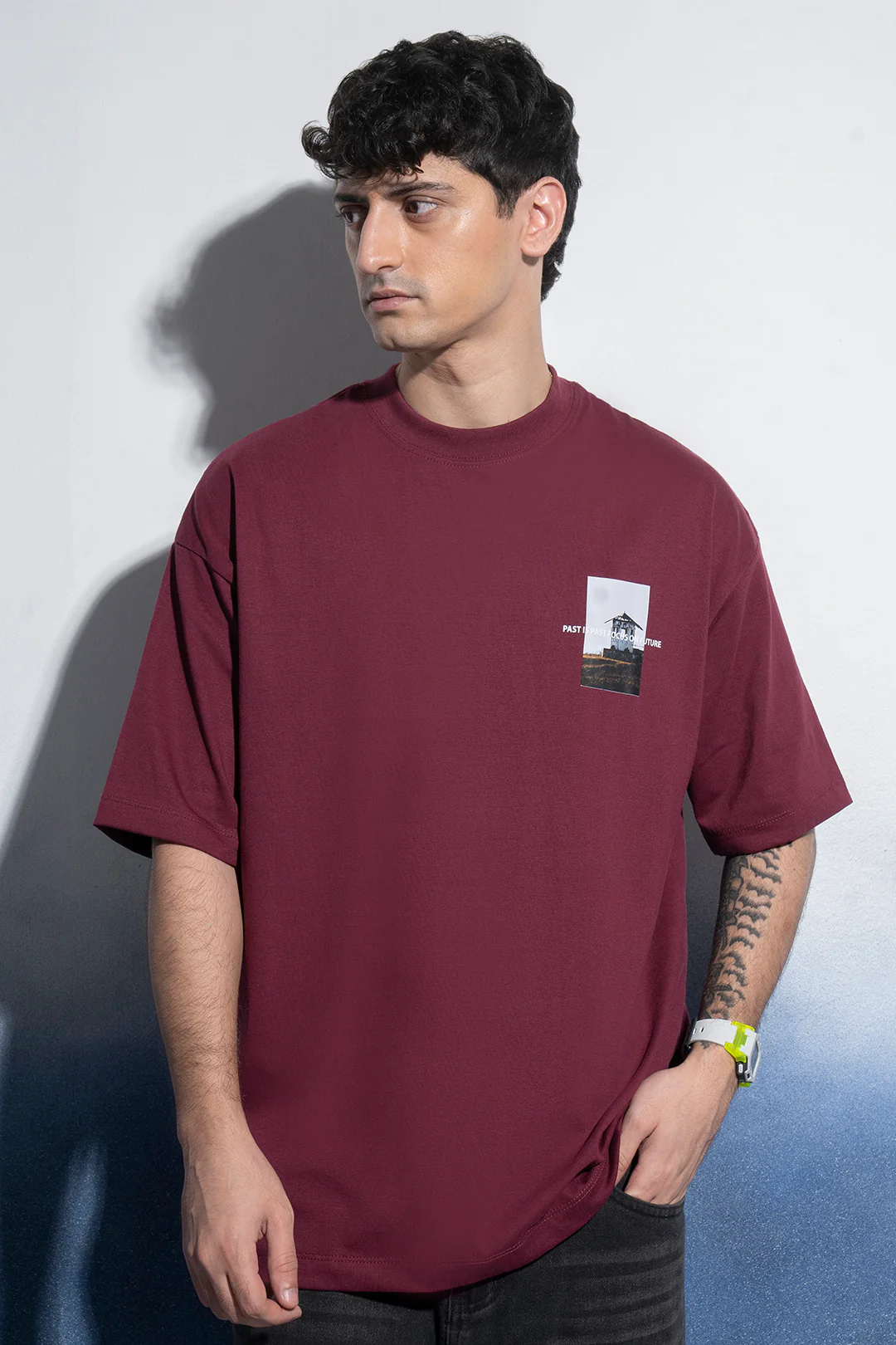 Oversized Graphic T-Shirt - D039 - Image 3
