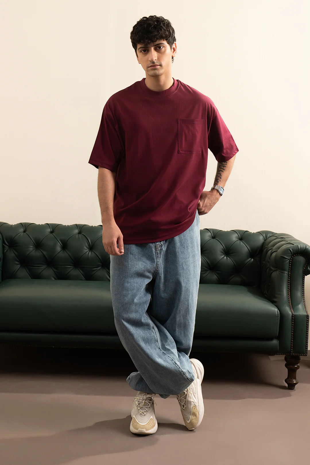 Basic Oversized Pocket T-Shirt - D040 - Image 2