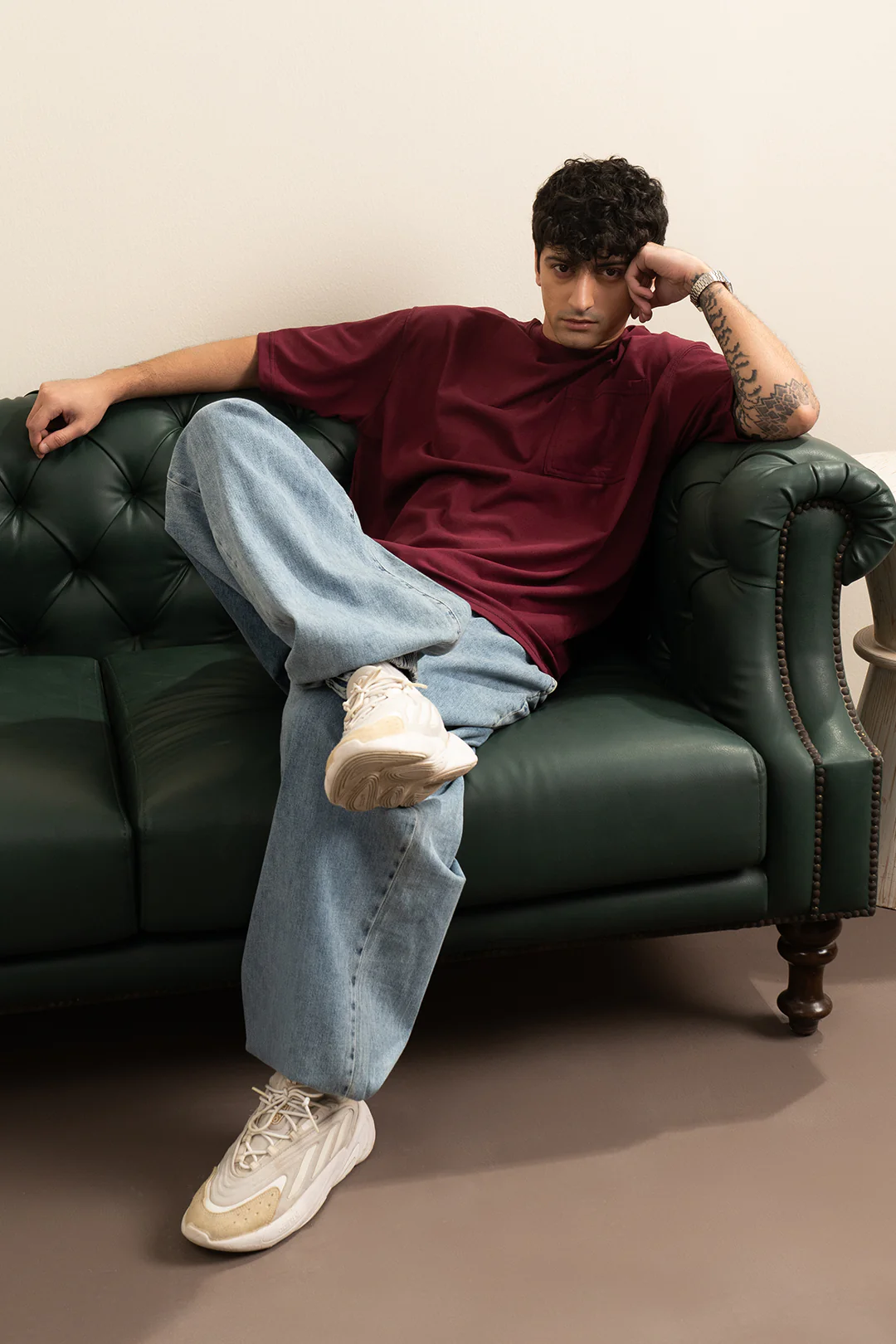 Basic Oversized Pocket T-Shirt - D040 - Image 4