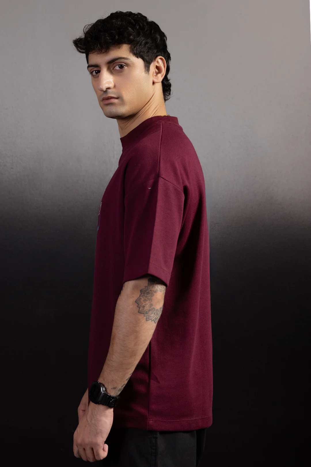 Oversized Graphic T-Shirt - D067 - Image 4