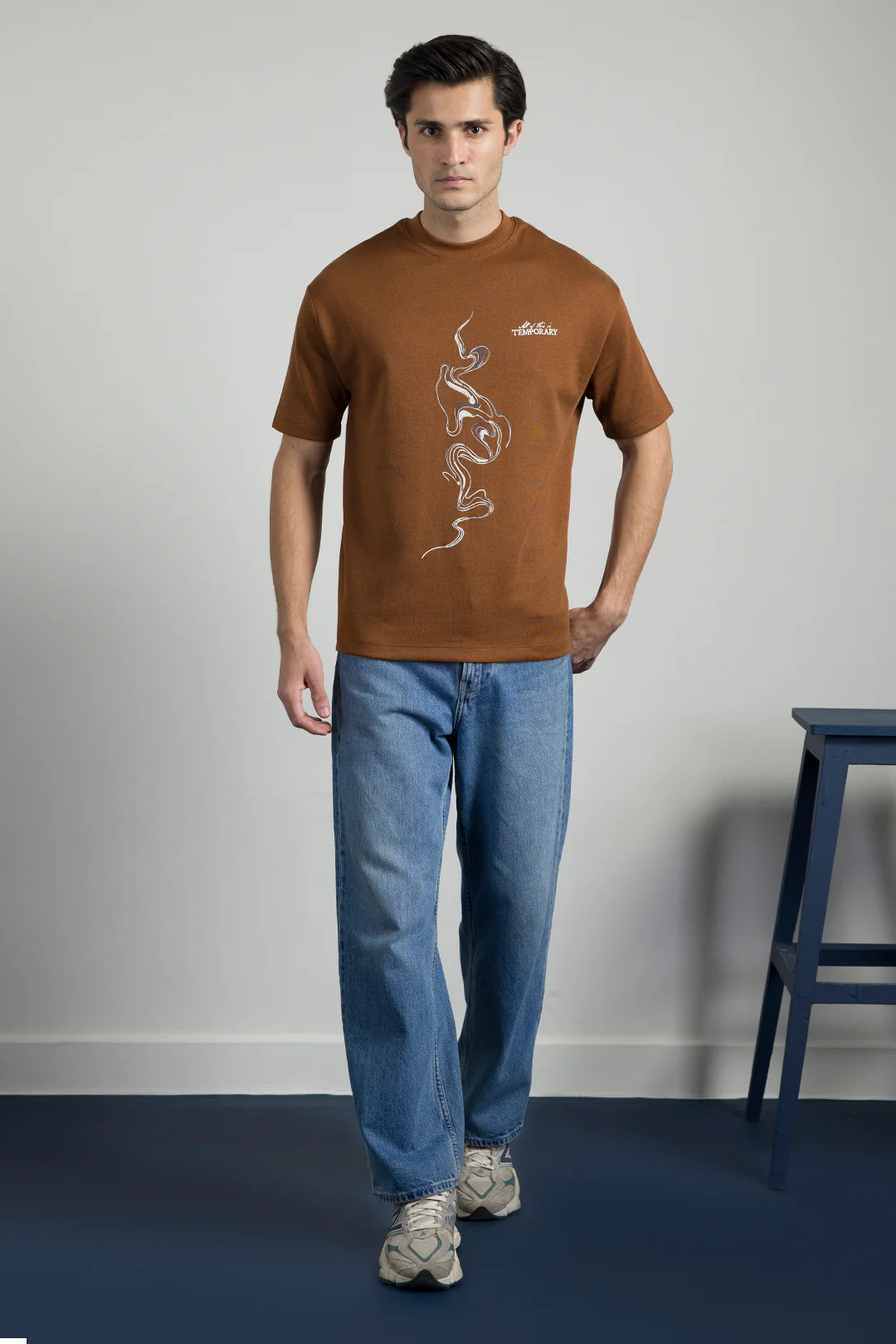 Oversized Graphic T-Shirt - D068 - Image 2