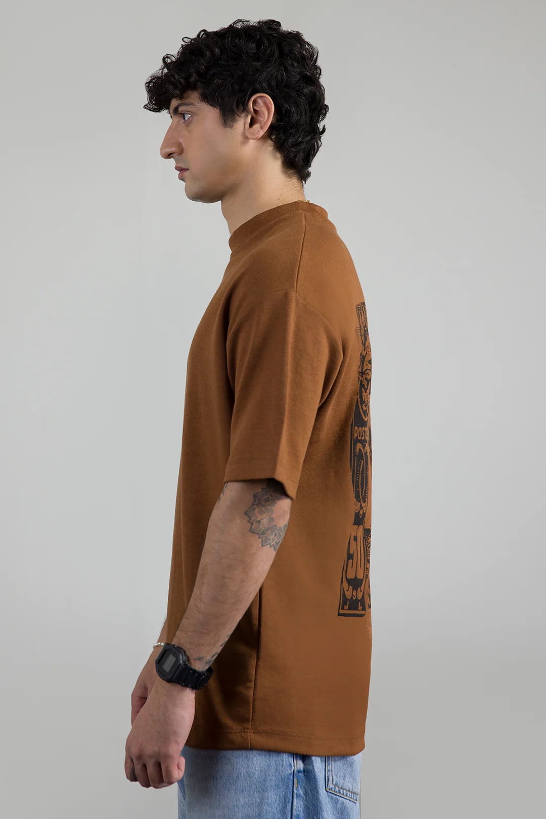 Oversized Graphic T-Shirt - D069 - Image 10