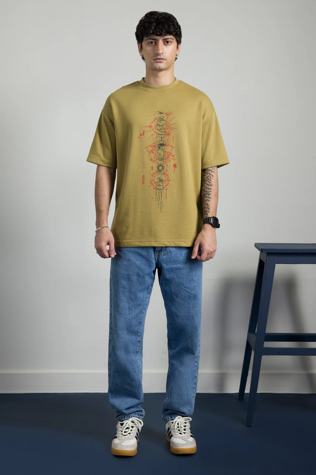 Oversized Graphic T-Shirt - D075 - Image 2