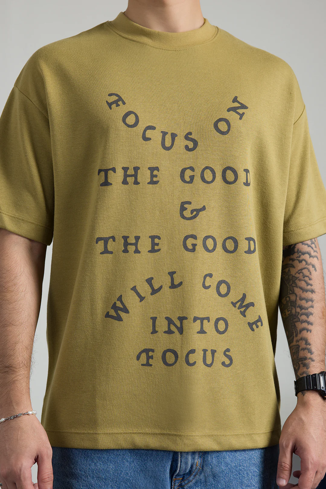 Oversized Graphic T-Shirt - D076 - Image 4
