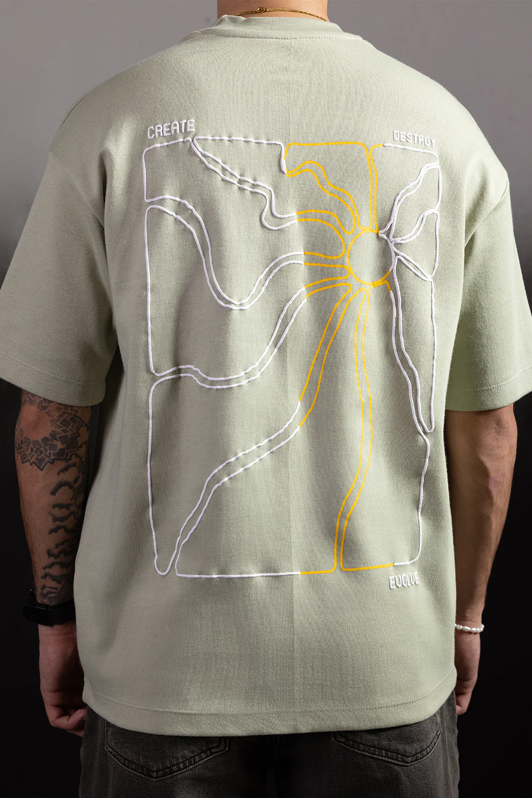 Oversized Graphic T-Shirt - D079 - Image 4