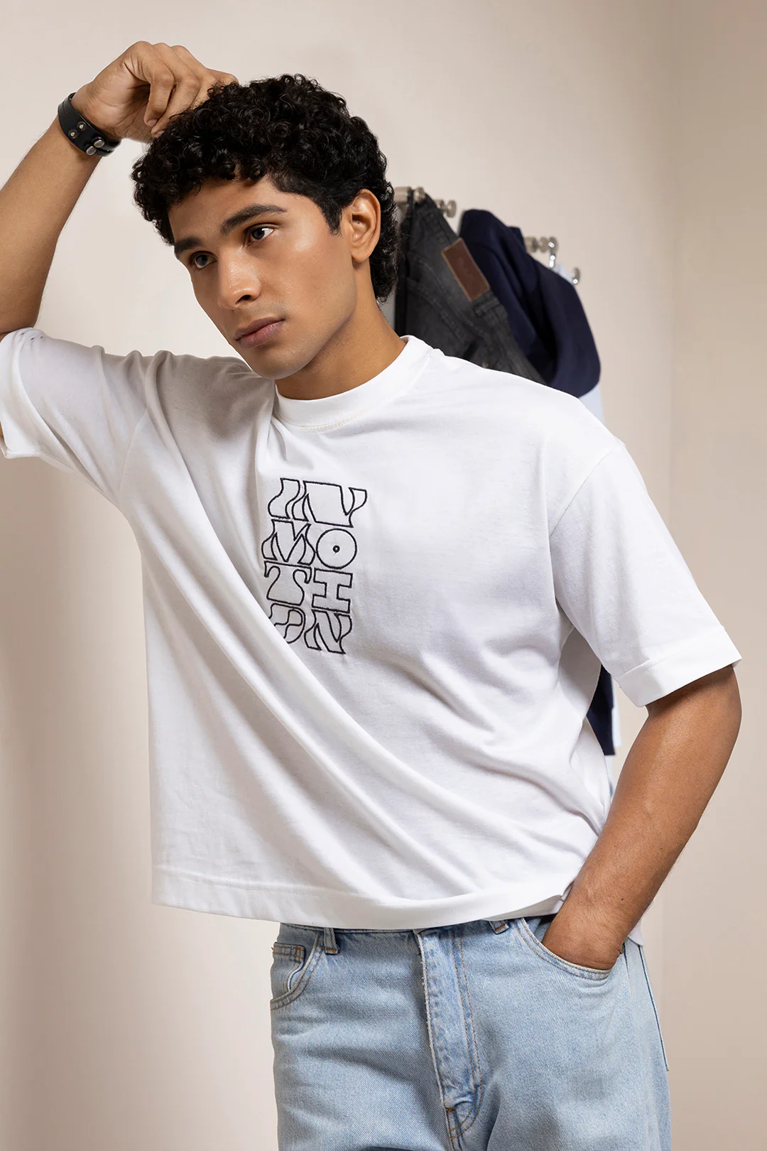 Oversized Graphic T-Shirt - D080 - Image 5