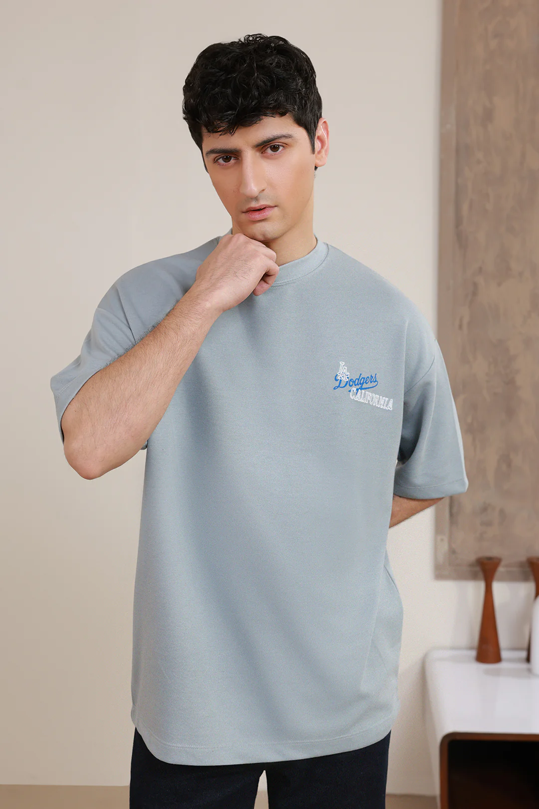 Oversized Graphic T-Shirt - D120 - Image 2