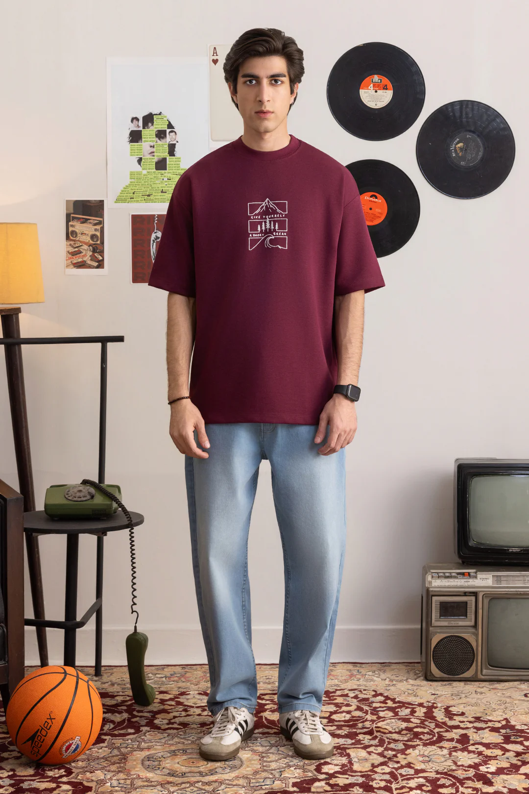 Oversized Graphic T-Shirt - D123 - Image 2