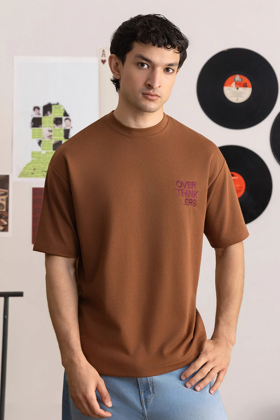 Oversized Graphic T-Shirt - D127 - Image 3