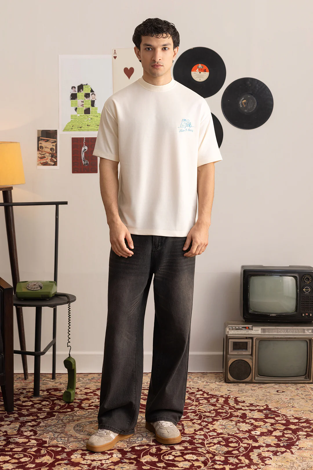 Oversized Graphic T-Shirt - D133 - Image 2