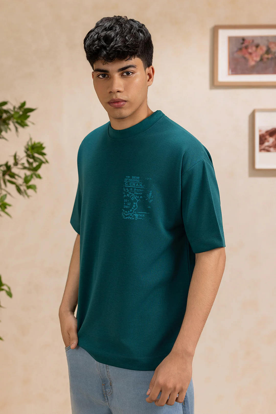 Oversized Graphic T-Shirt - D006 - Image 3