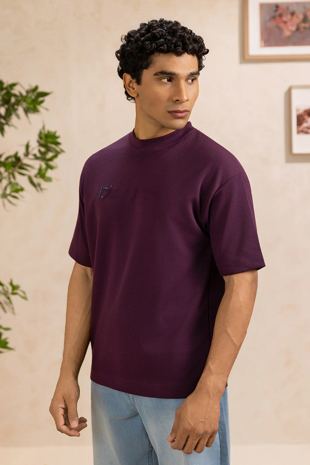 Oversized Graphic T-Shirt - D011 - Image 2