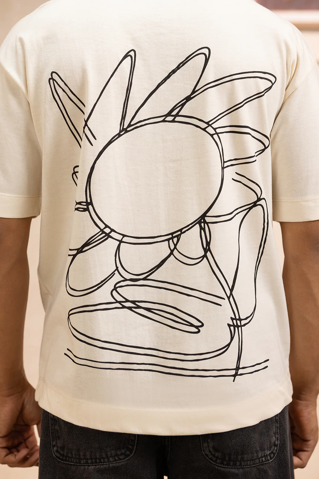 Oversized Graphic T-Shirt - D032 - Image 4