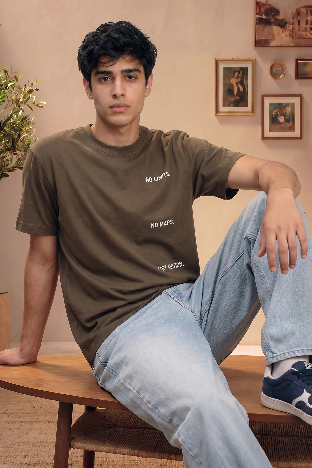 Oversized Graphic T-Shirt - D044 - Image 3