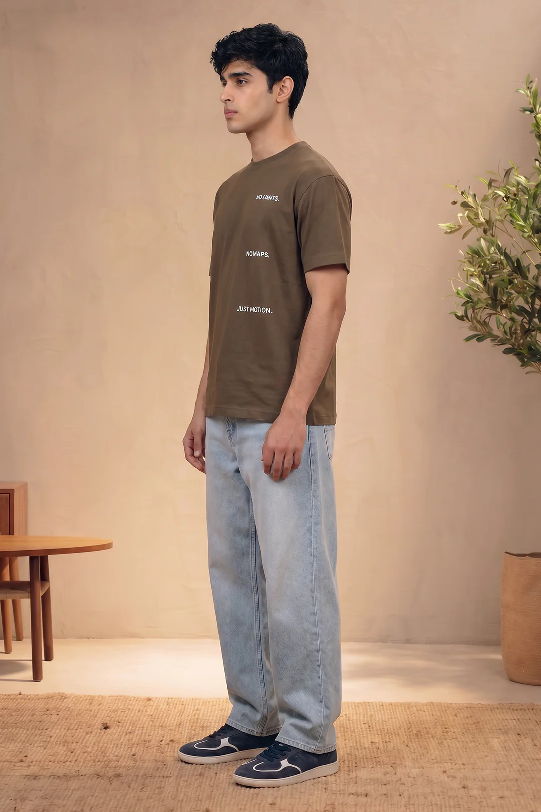 Oversized Graphic T-Shirt - D044 - Image 5