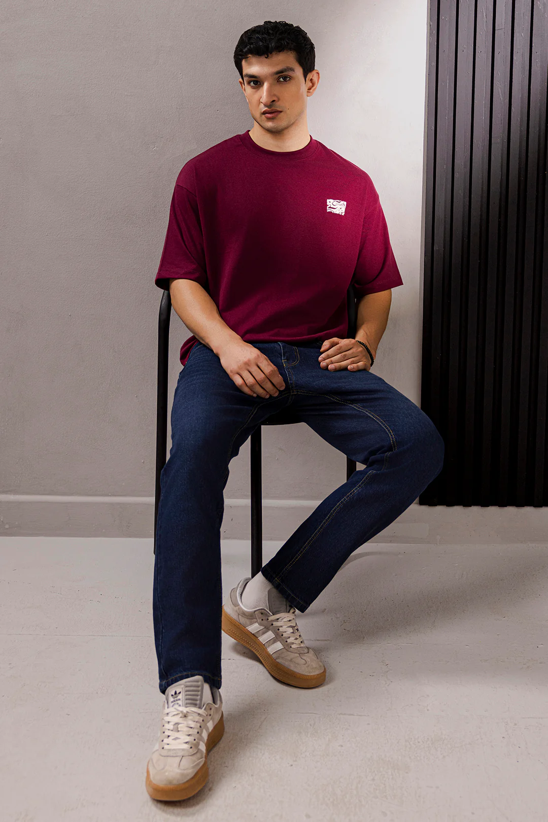 Oversized Graphic T-Shirt - D013 - Image 3