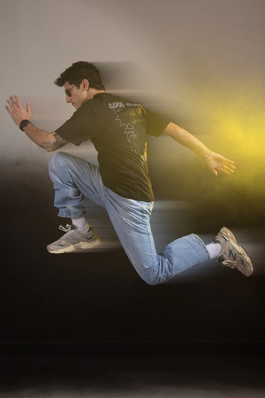 Relax Graphic T-Shirt - X370 - Image 8