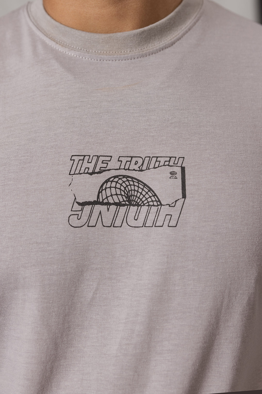 Relax Graphic T-Shirt - X095 - Image 5