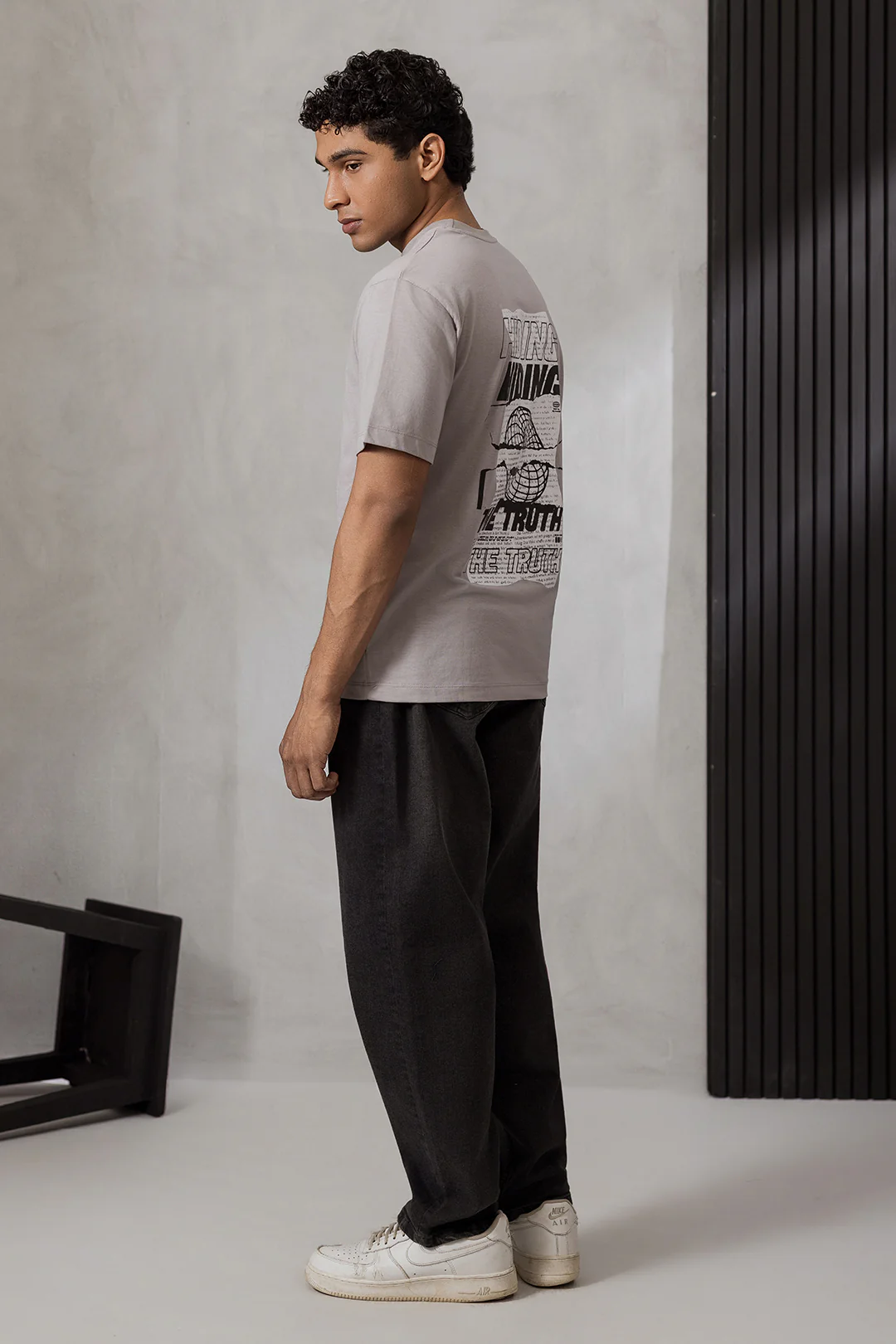Relax Graphic T-Shirt - X095 - Image 6