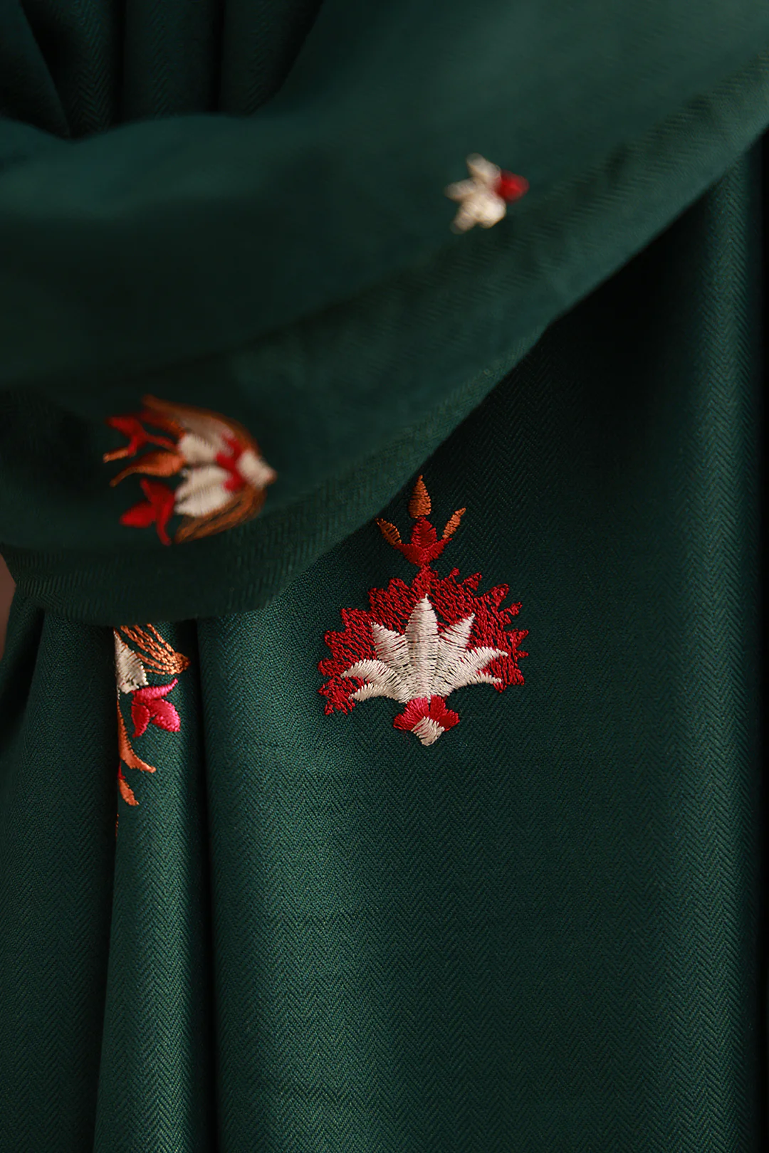 Embroidered Shawl - 1008 - Image 9