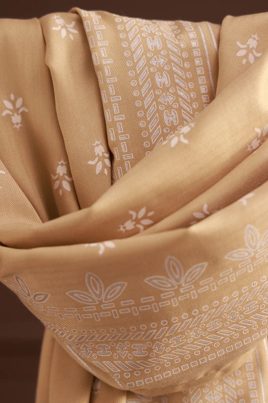 Shawl - 1002 - Image 11