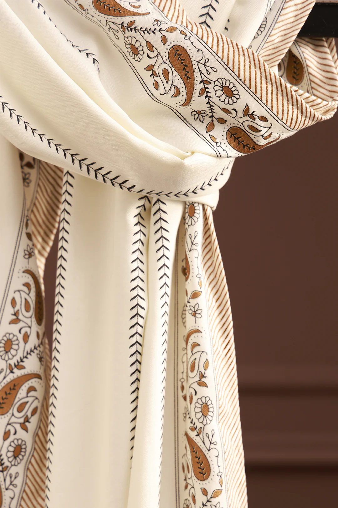 Shawl - 1006 - Image 4