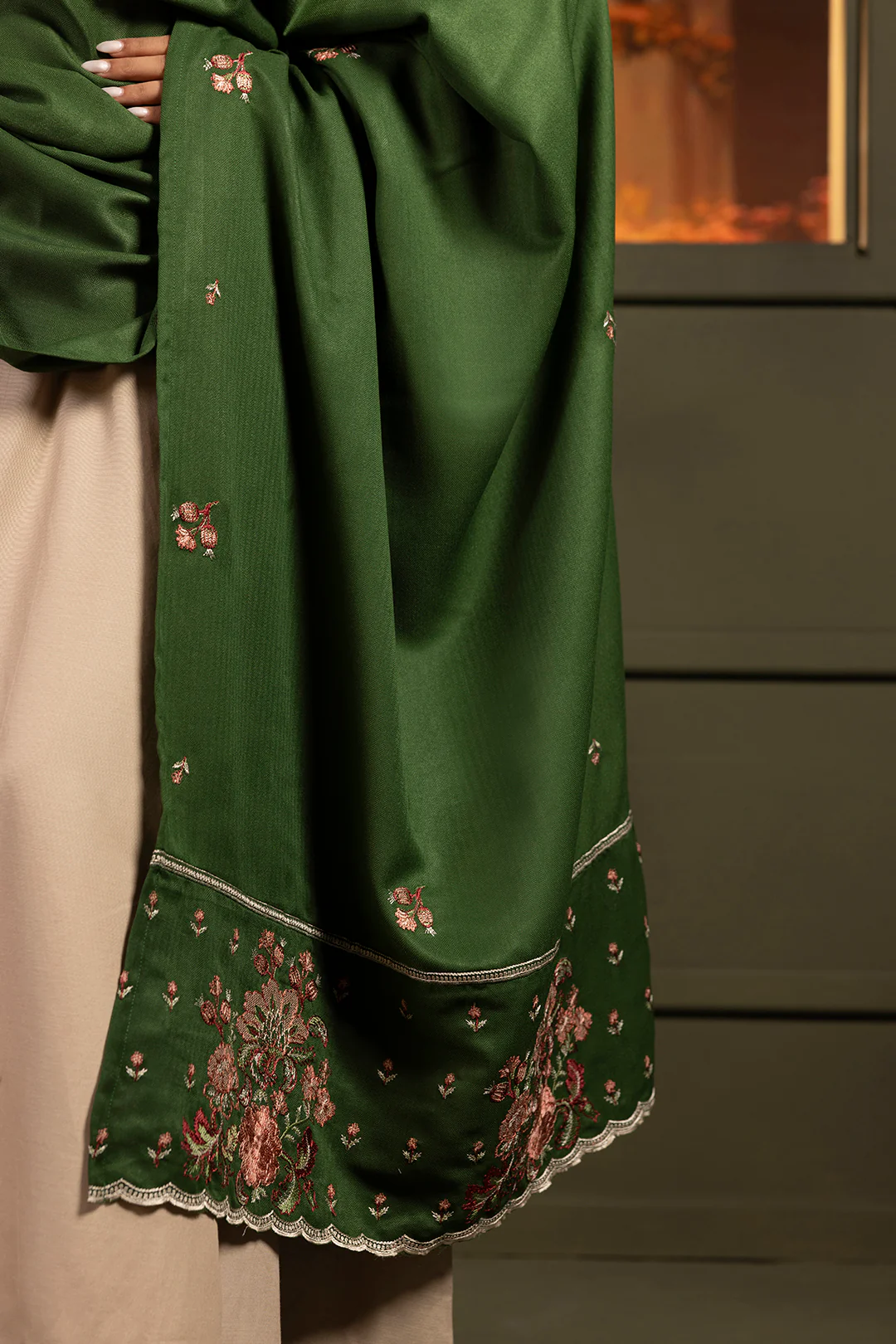 Embroidered Shawl - 0012 - Image 10