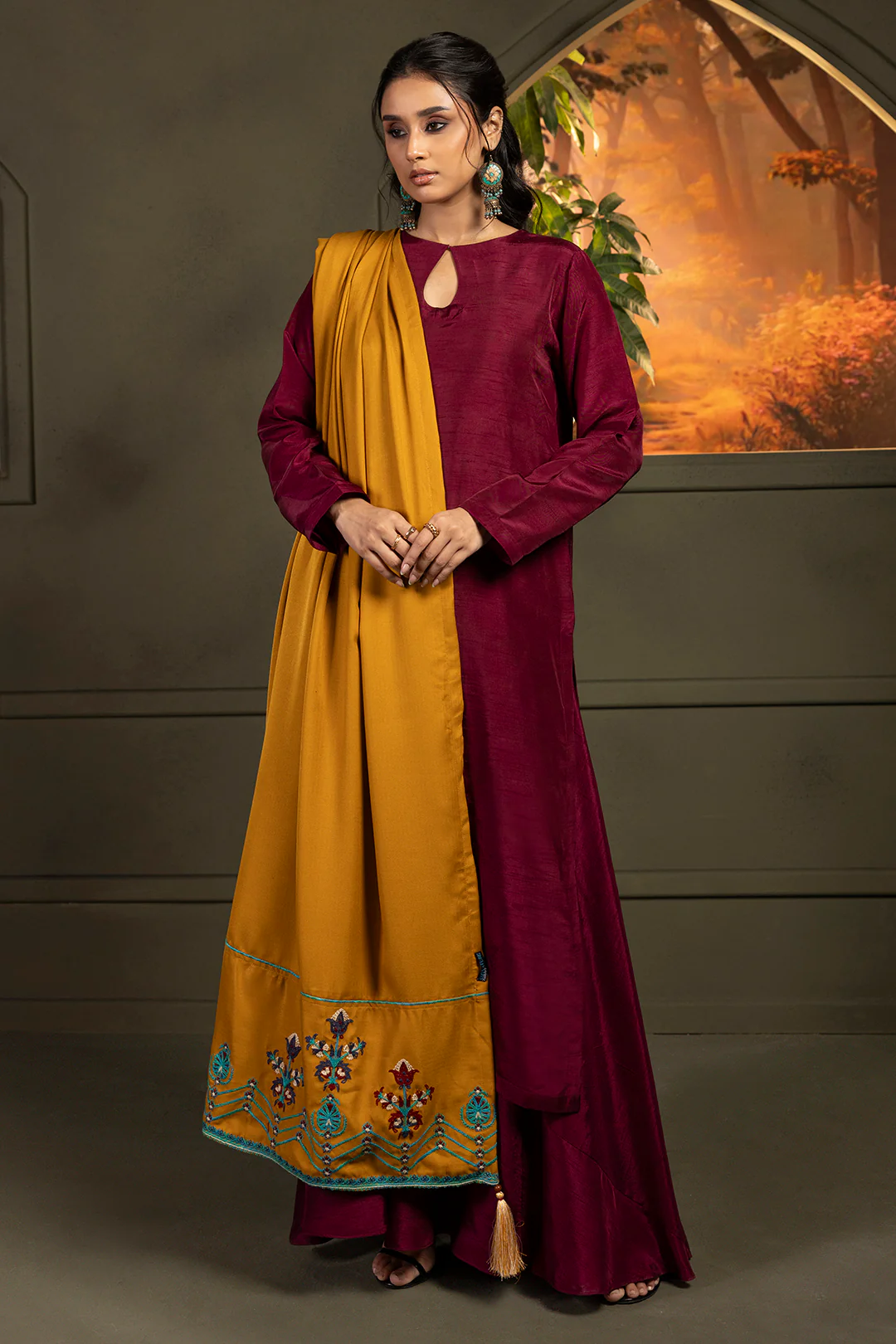 Embroidered Shawl - 0015 - Image 6