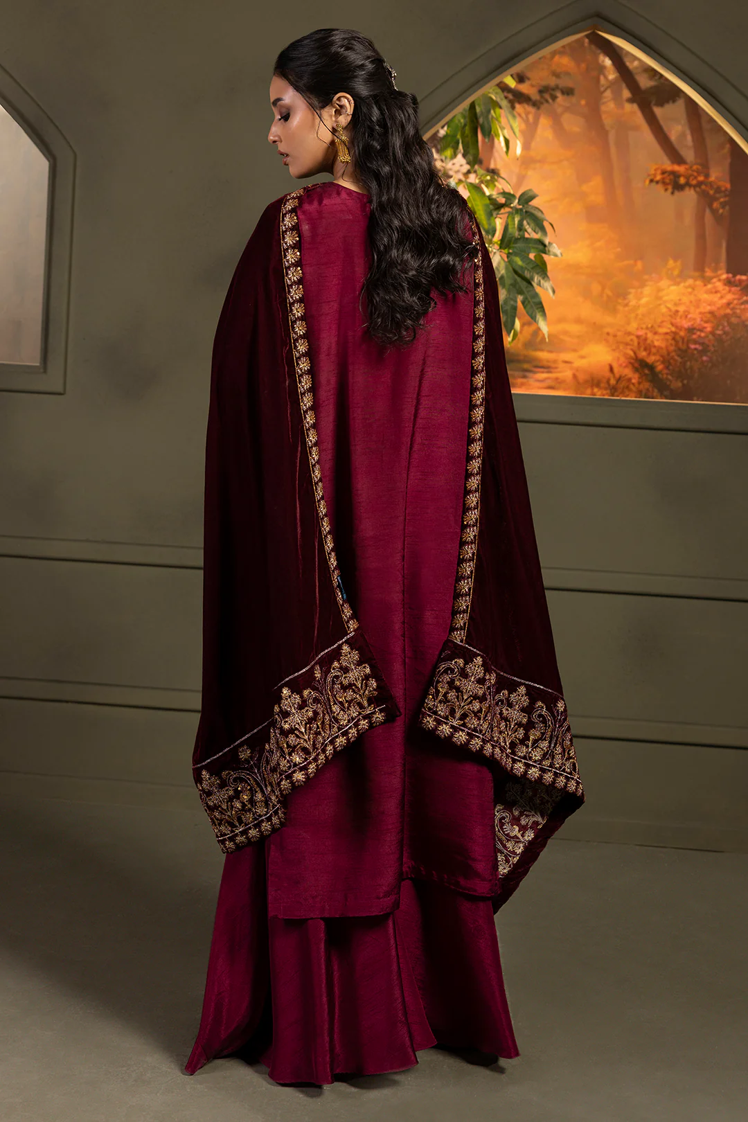 Zari Embroidered Shawl - 0028 - Image 6