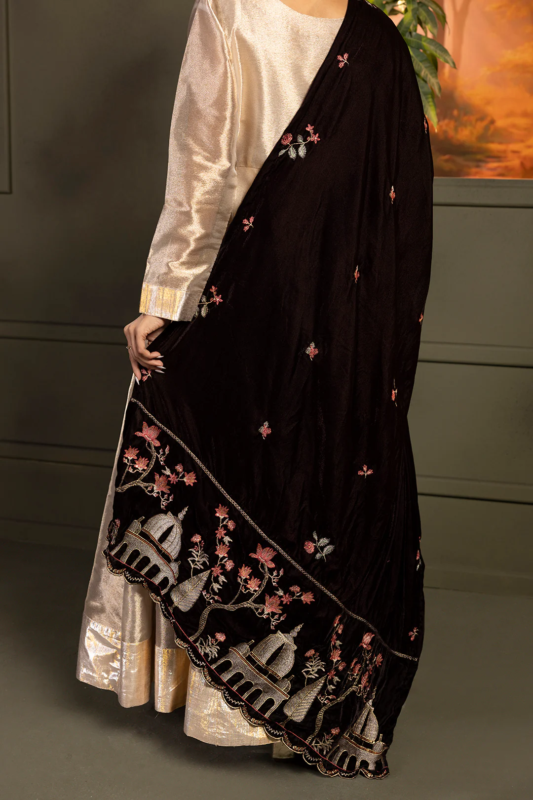 Zari Embroidered Shawl - 0029 - Image 8