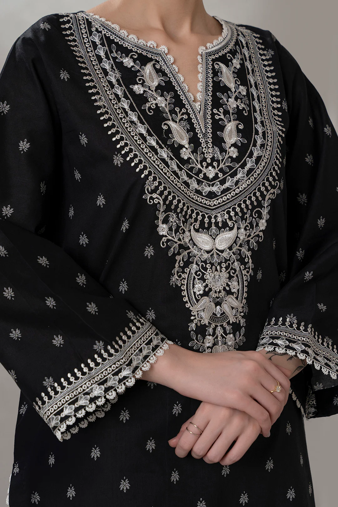 Embroidered Shirt Dupatta - 0640 - Image 6