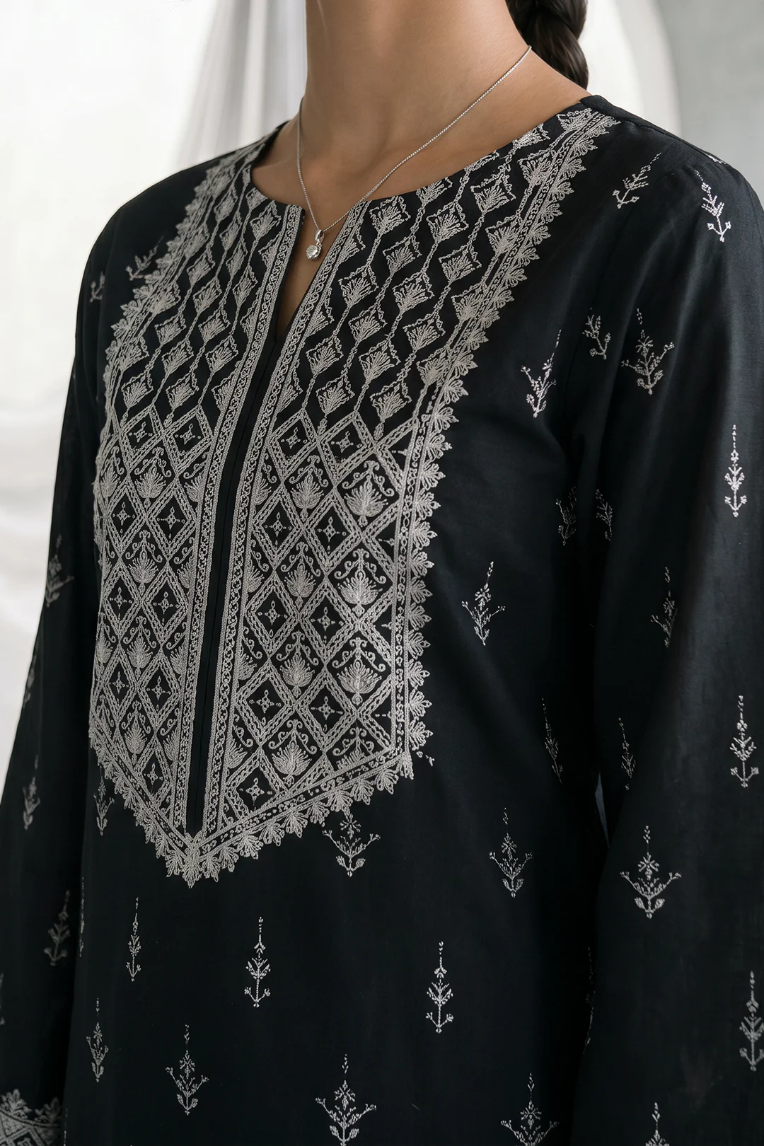 Embroidered Shirt Dupatta - 1067 - Image 4