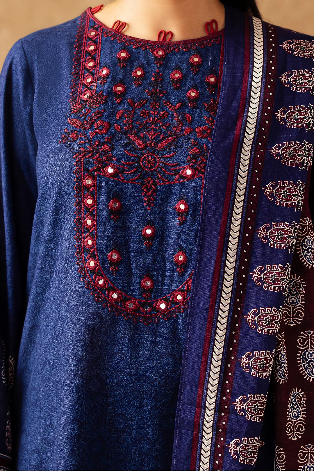 Embroidered Shirt Dupatta - 0172 - Image 4