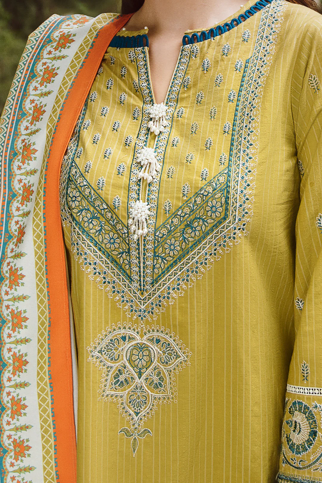 Embroidered Shirt Shalwar Dupatta - 0695 - Image 4