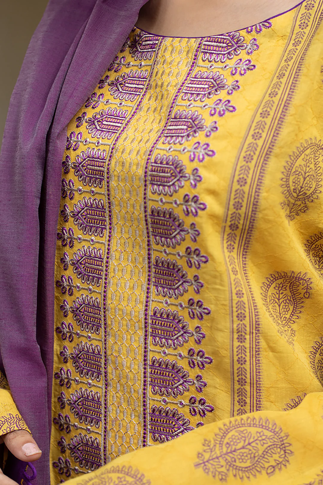 Embroidered Shirt Shalwar Dupatta - 0676 - Image 4