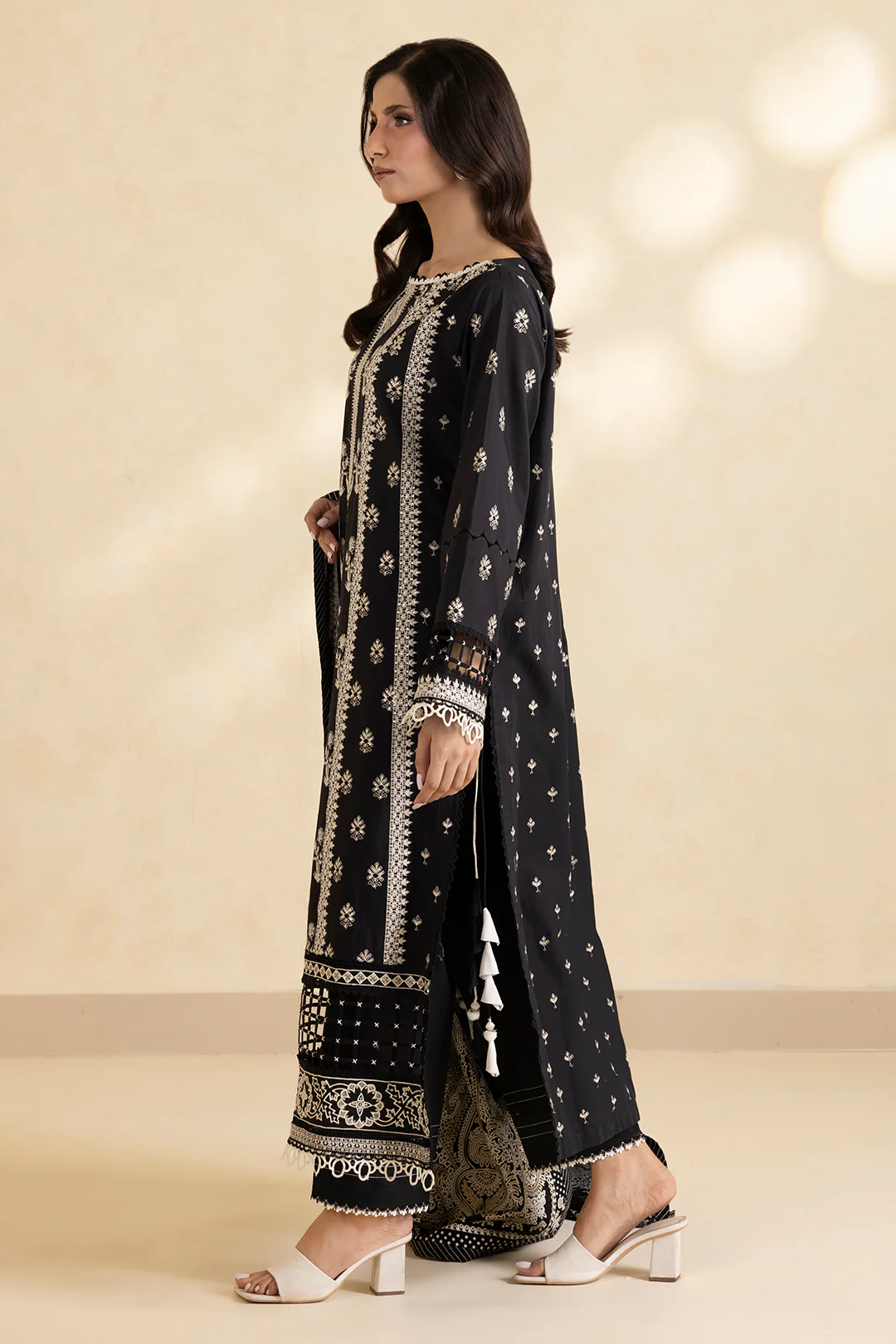 Embroidered Shirt Shalwar Dupatta - 0466 - Image 3